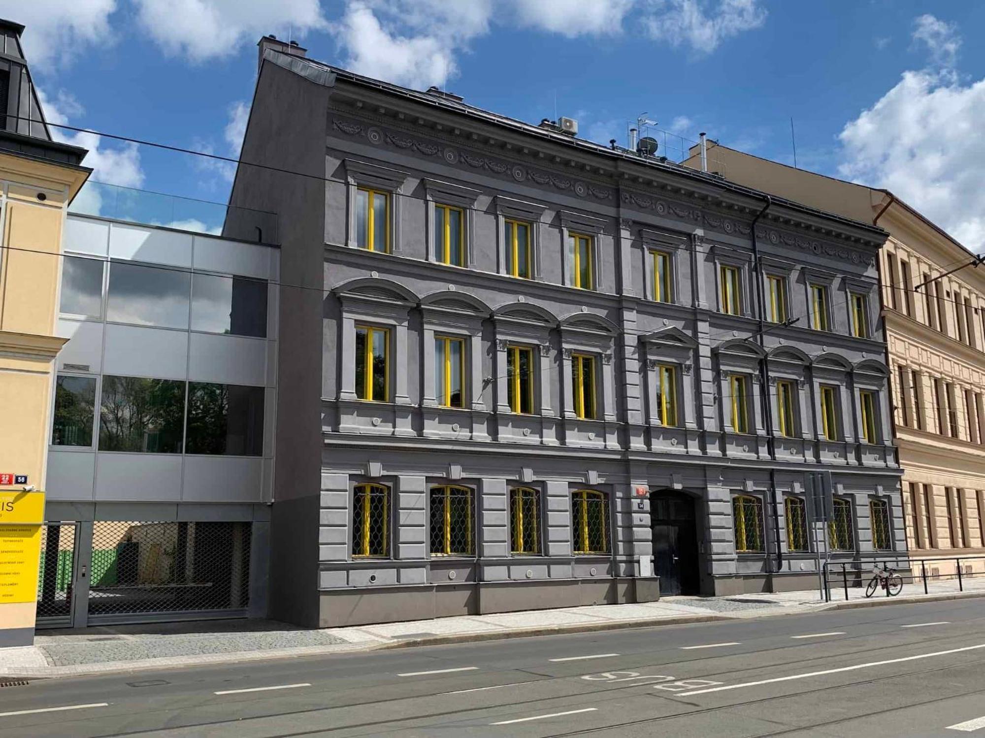 Apartmán Lyly - Parkování Zdarma - U Centra Praha